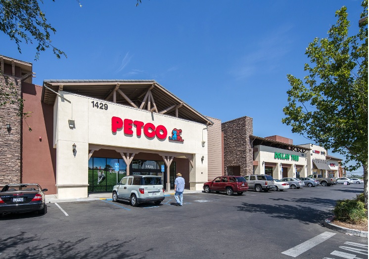 Petco_Los Banos