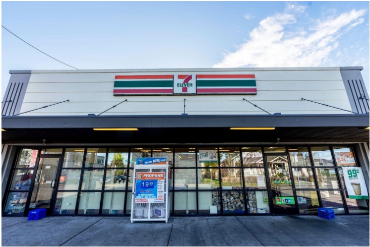 7-Eleven Property