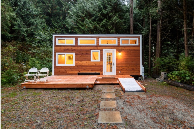 What You Don’t Know About Tiny House vs. Mobile Home | RealEstateRama