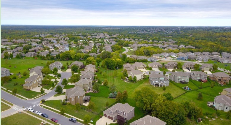 Buy a House in Clear Lake IA