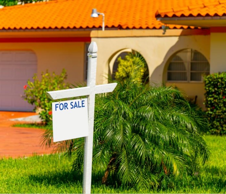 Selling Houses for Cash in Sarasota