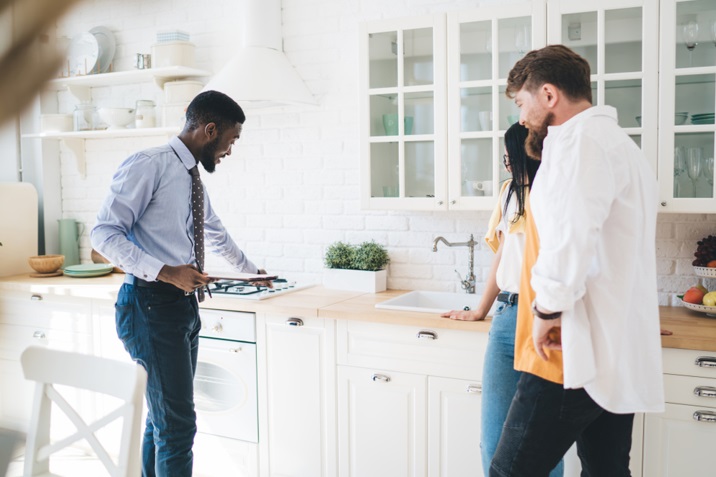 A Buyer’s Guide to Seeing Beyond the Staging